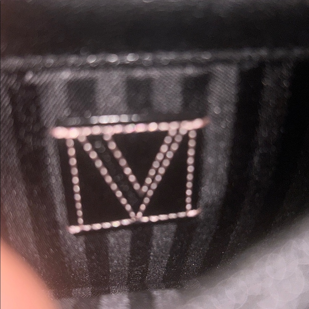 Victoria's Secret Blush Quilted Wallet - Picture 5 of 7